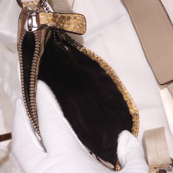 Signiture Python 🔥 Coach Crossbody - Picture 10 of 14